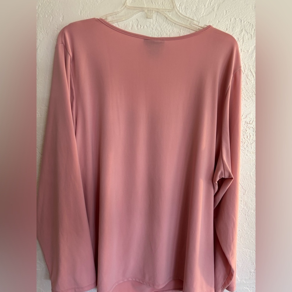 Venezia Jeans clothing co Elegant Mauve Women's Blouse - Picture 3 of 8